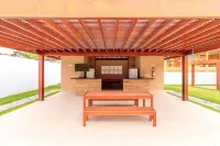 GB37 Excelente Apt 2 Suítes em Guarajuba Hotels in Guarajuba