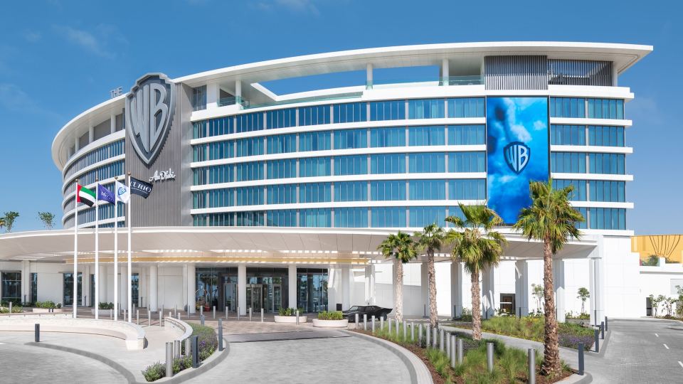 The WB Abu Dhabi Hotel, Curio Collection by Hilton