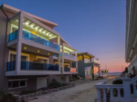 Must Boutique Hotel & Restaurant Hotels in Kanalion