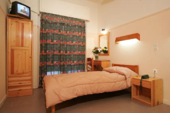 Alma โรงแรมในDafni