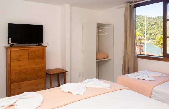 依塔庫路沙酒店