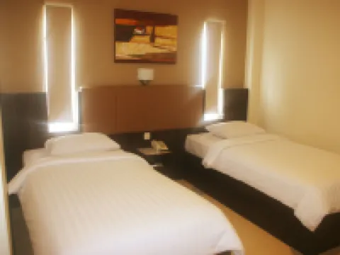 Royal Mamberamo Hotel Hotels in Sorong