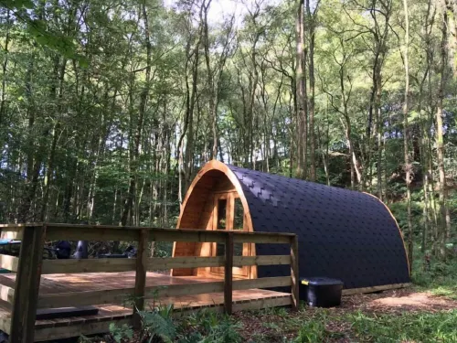 Broomhills Farm River Eco Pods - Pet friendly