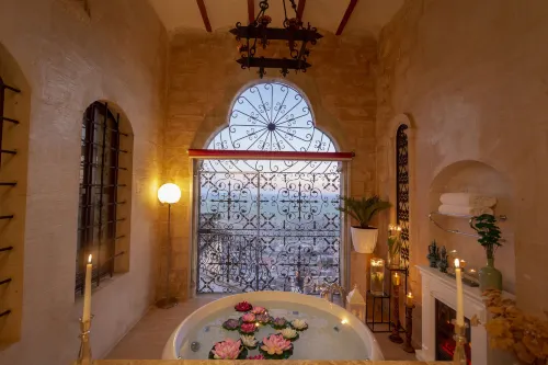 Selçuklu Konağı - vasca da bagno