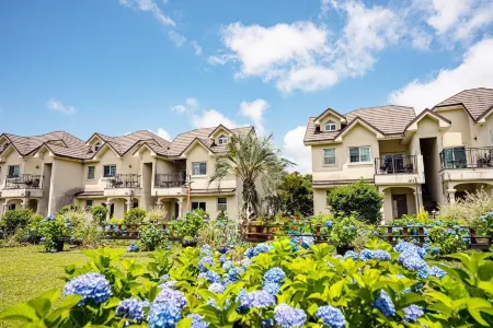 Spabellis Pension Отели рядом с достопримечательностью «Jeju Jeolmul Natural Recreation Forest»