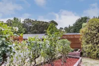 Black Forest Motel Hotels in Gisborne