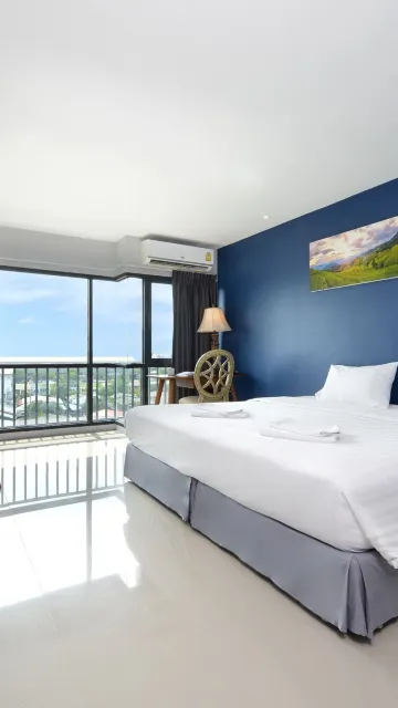 ห้องซูพีเรียร์ เตียงใหญ่ 1 เตียง