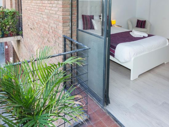 BRUSTAR SAGRADA FAMILIA