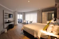 Swakopmund Plaza Hotel Отели в г. 