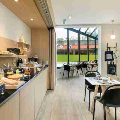 Hôtel Innes by HappyCulture Dining/Meeting Rooms