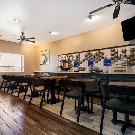 Best Western Topeka Inn Suites