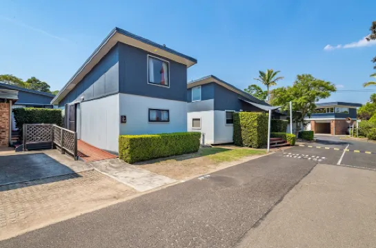 悉尼希爾斯因吉內雅假日公寓式酒店