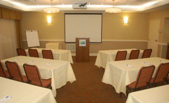Holiday Inn Express Tifton