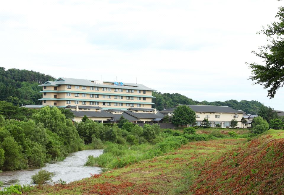 1. 아키타 온센 사..