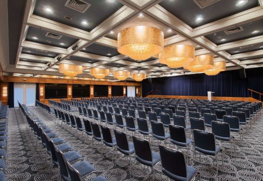 3. 마리팀 컨퍼런츠..