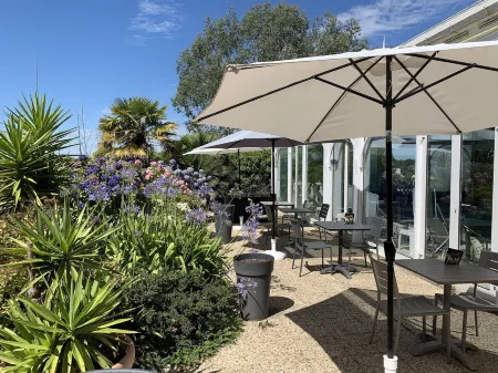 Hôtel Arcadia Отели в г. Тредюдер