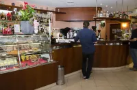 Albergo Cenni - Barer
