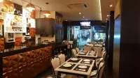 Sleep Inn Phuket - Hosteller