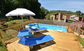 Holiday Home in Lucca with Pool & Garden
