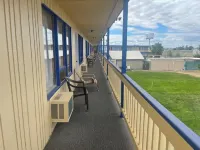 Motel Oasis