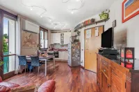 Angera Relax & Pool - Happy Rentals