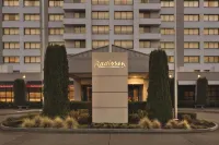 Radisson Hotel Seattle Airport Hotels in Seattle-Tacoma International Airport