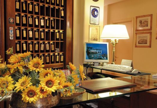 4. 티타노 스위트..