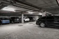 Montana Apartments - parking