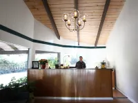 The Occidental Lodge - 3-Star