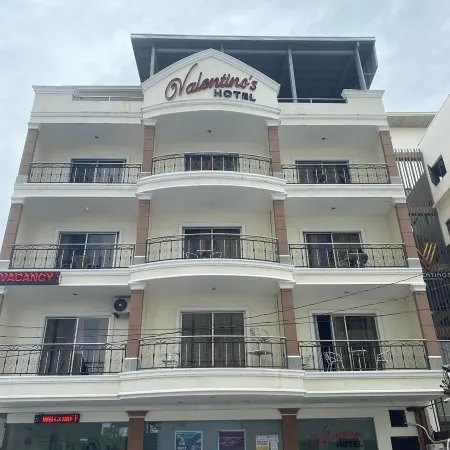 Valentino's Hotel