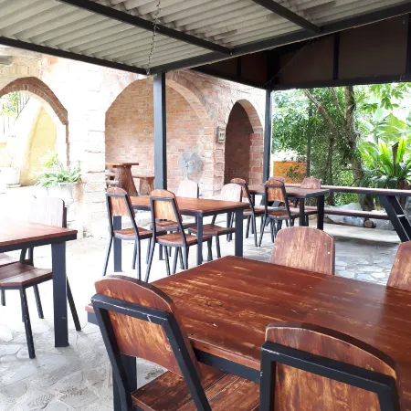 Villa Tuscany Country Resort