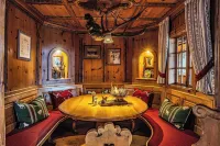 Schloss Hotel Holzrichter - Parkering