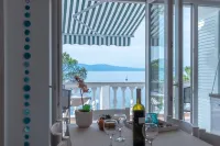 Apartment Bor - on the Beach