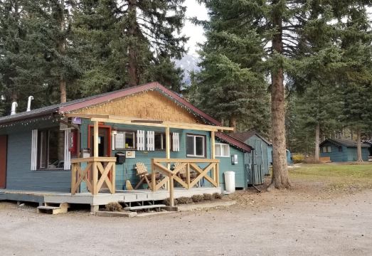 Rundle Chalets