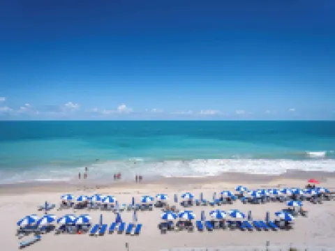 Costa d'Este Beach Resort & Spa Hotels in Indian River County