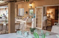 Petite Provence B&B Hotels in Shaka's Rock