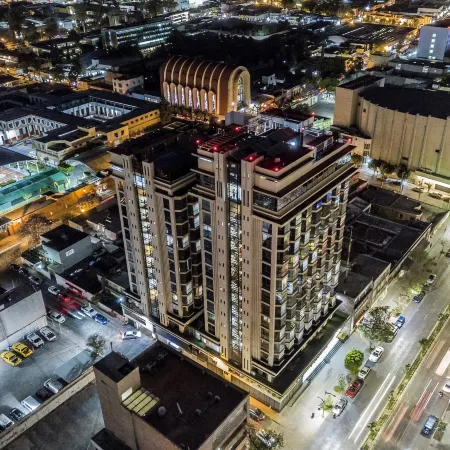 Hotel Real Plaza Отели рядом с достопримечательностью «Театр Ла-Пас»