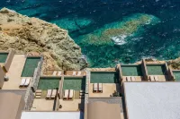 Acro Wellness Suites - Adults Only - 5-Star