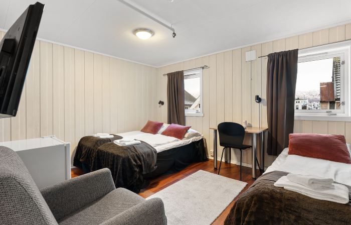 Enter Backpack Hotel