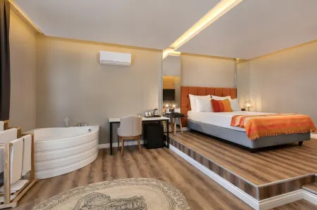 Azuu Boutique Hotel