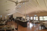 Sindola Safari Lodge - homestay