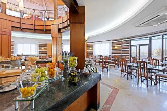 Elba Lucía Sport & Suite Hotel