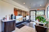 Motel 6 Windsor Locks, CT - Hartford Hotels in Windsor Locks