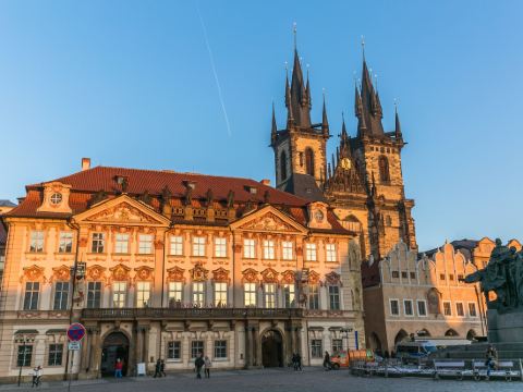 The Old Town Square & Parizska Apartments