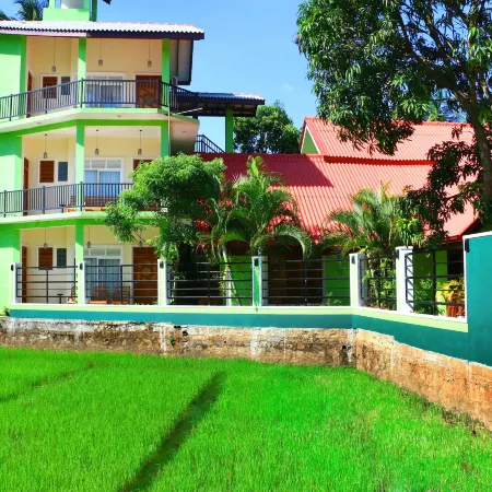 Nature Resort - Yala Safari Hotel Отели рядом с достопримечательностью «Yala Tamarind Safari Jeep Service»