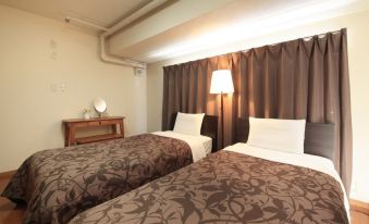 Shinjuku Urban Hotel