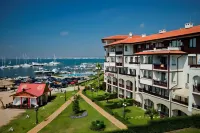 Arena Apart Complex Hotels in Elenite