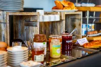 La Villa Andry - breakfast