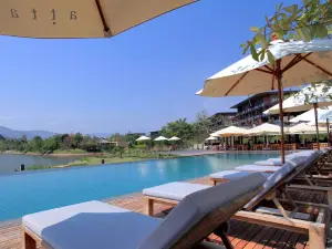 Atta Lakeside Resort Suite