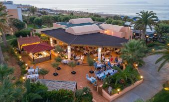 Anissa Beach Hotel